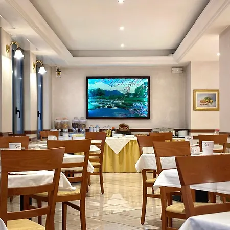 阿伏伽德罗酒店 2* 圣佩莱格里诺温泉