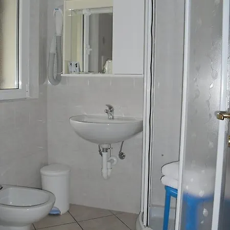 Hotel Avogadro 2*