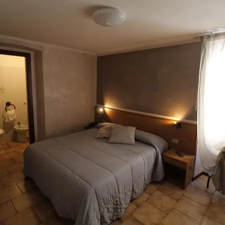 Avogadro Hotel 2*